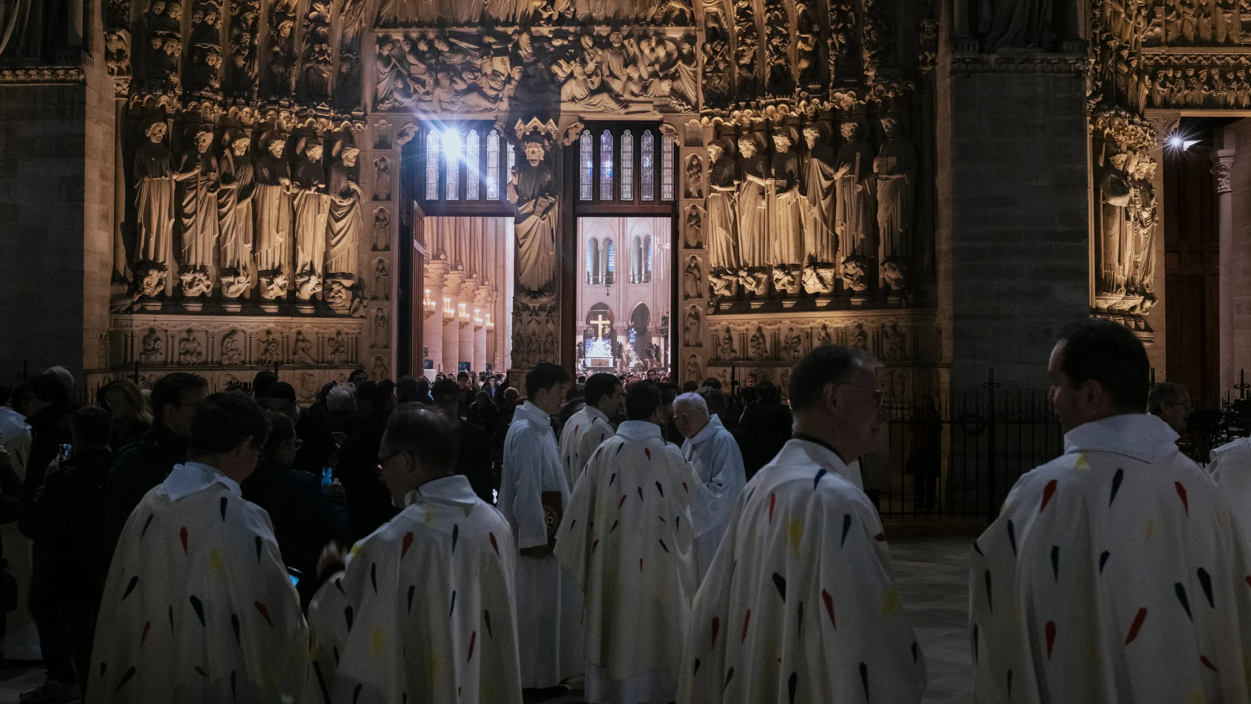Notre-Dame Holds First Public Mass in Years: ‘Fire Has Not Conquered Stone’ 1 08notre dame scene 01 jlkv videoSixteenByNine3000 scaled